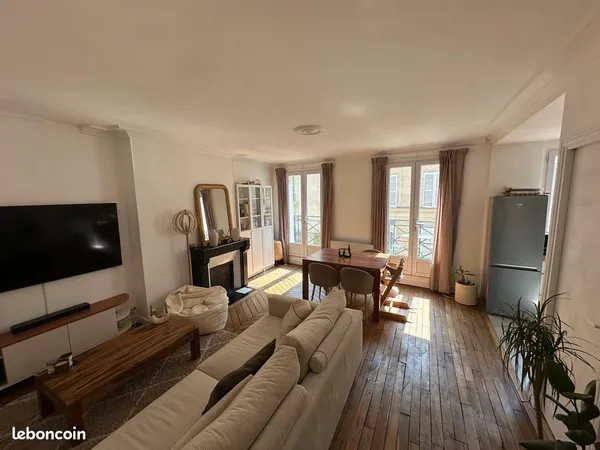 Appartement 2/3 pièces - 52 m² - Batignolles / Brochant - Entièrement rénové avec balcon