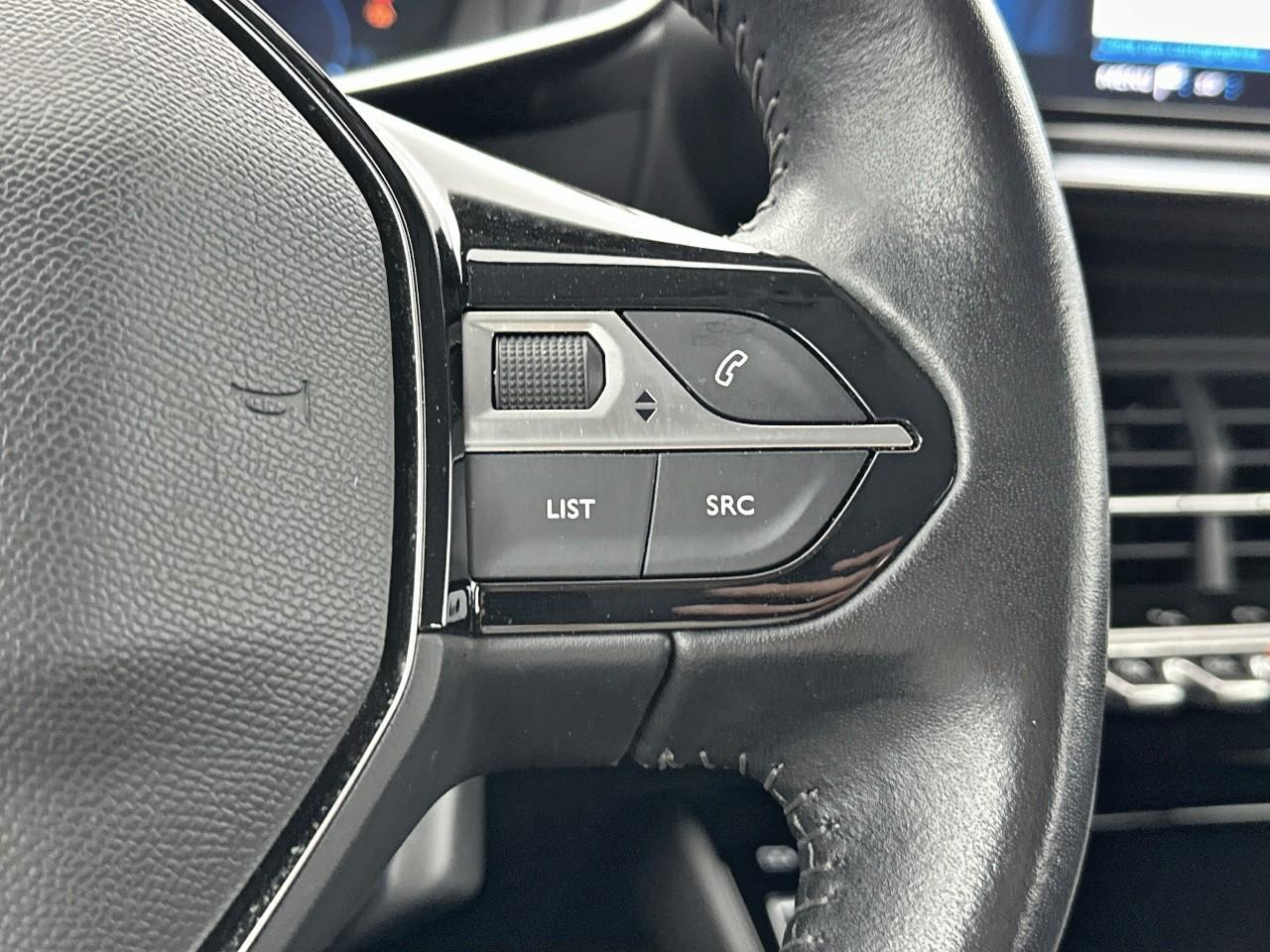 Peugeot 208 puretech 100 s&s bvm6 allure — photo 19