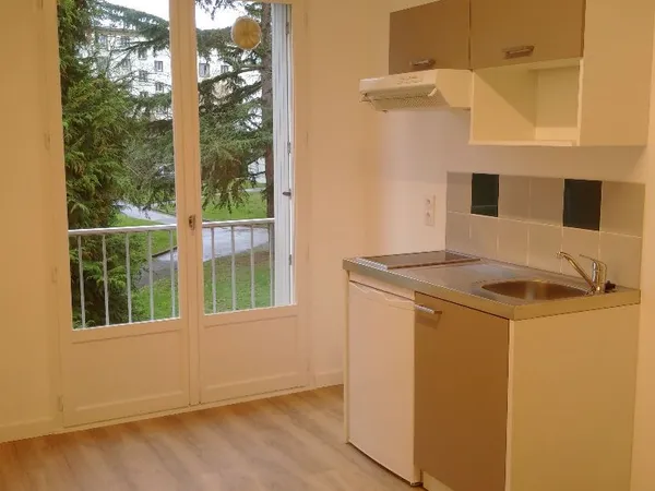 Studio 1 pièce 18 m²