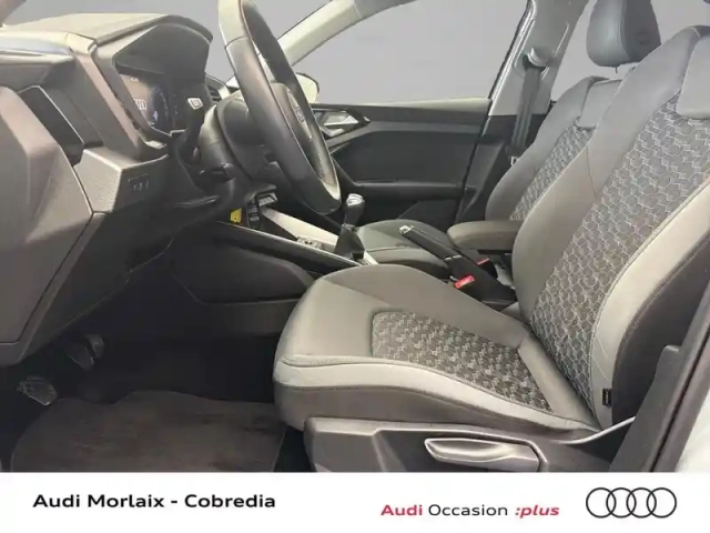 Audi A1 sportback 25 tfsi 95ch advanced — photo 7