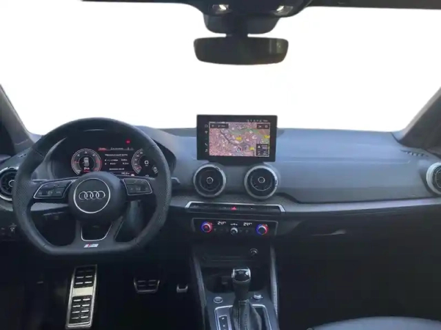 Audi Q2 35 tdi 150 s tronic 7 — photo 90
