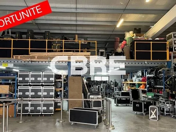 Local d'activité 1250 m²