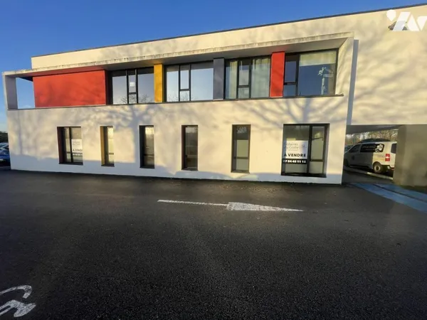 Local professionnel 124 m²