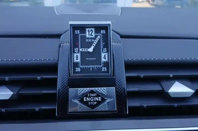Ds Ds 7 hybride rechargeable e-tense 300 eat8 4x4 — photo 27