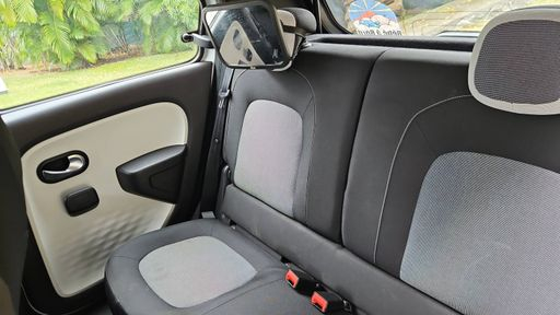 Renault Twingo E-Tech 81 22 kWh - Equilibre – 2022 – 33959 km – Électrique – Boîte Automatique — photo 32