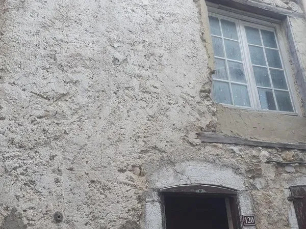 Vente maison de village à rénover 35000euros