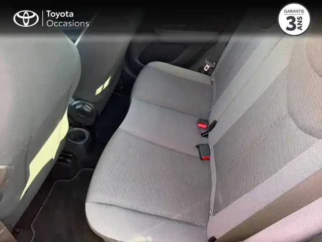 Toyota Aygo 1.0 vvt-i 72ch x-play 5p my19 — photo 4