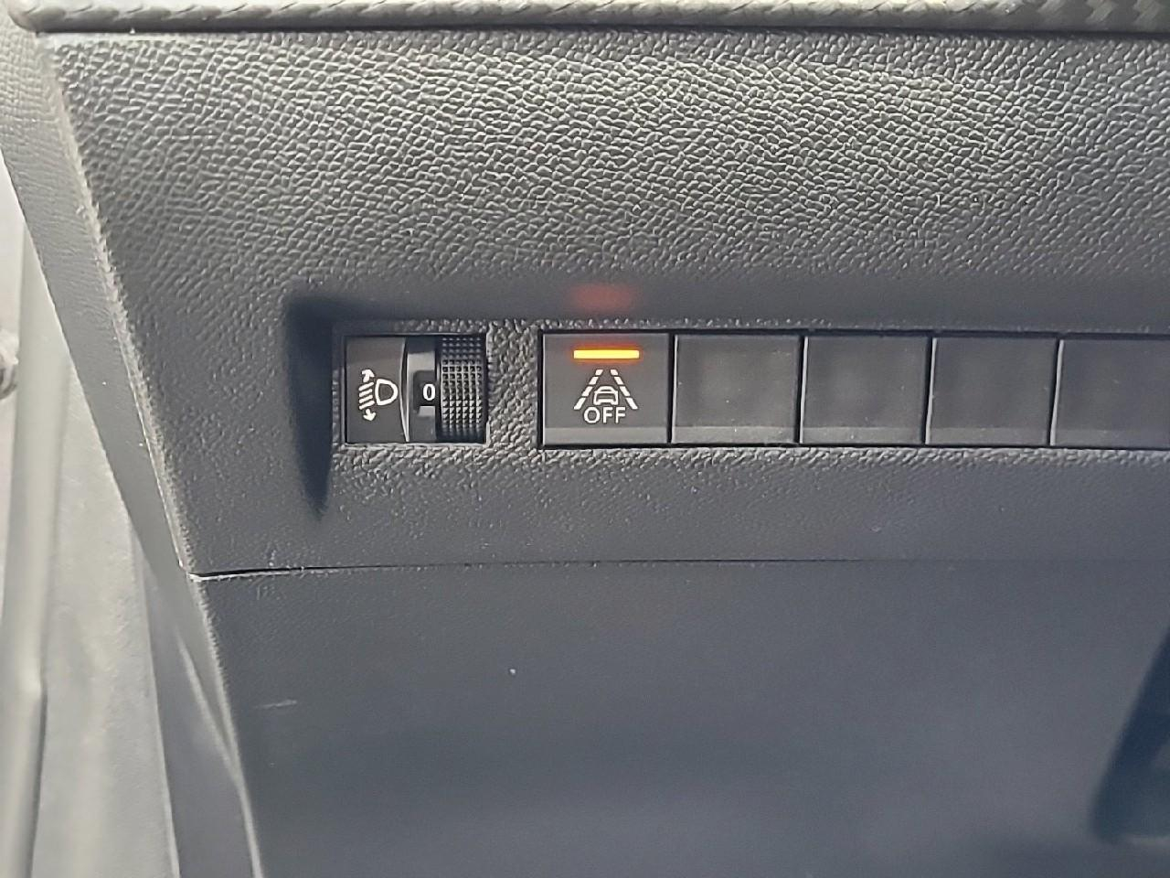 Peugeot 208 puretech 75 s&s bvm5 active pack — photo 26