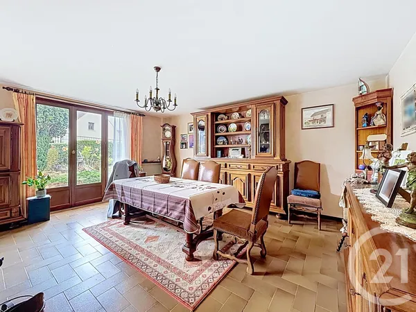 Maison 6 pièces 145 m²
