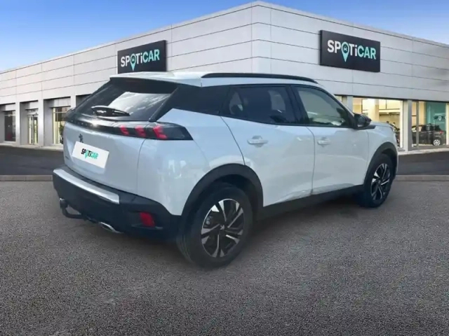 Peugeot 2008 puretech 130 s&amp;s eat8 allure pack — photo 28
