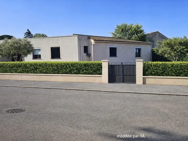 Maison de plain-pied T3 de 130 M2