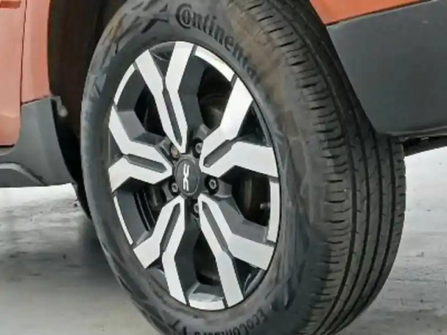 Dacia Duster eco-g 100 4x2 journey — photo 17