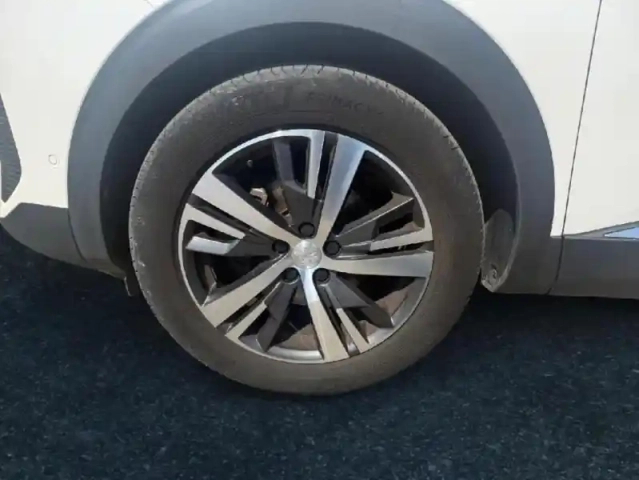 Peugeot 3008 1.5 bluehdi 130ch s&amp;s allure pack — photo 11