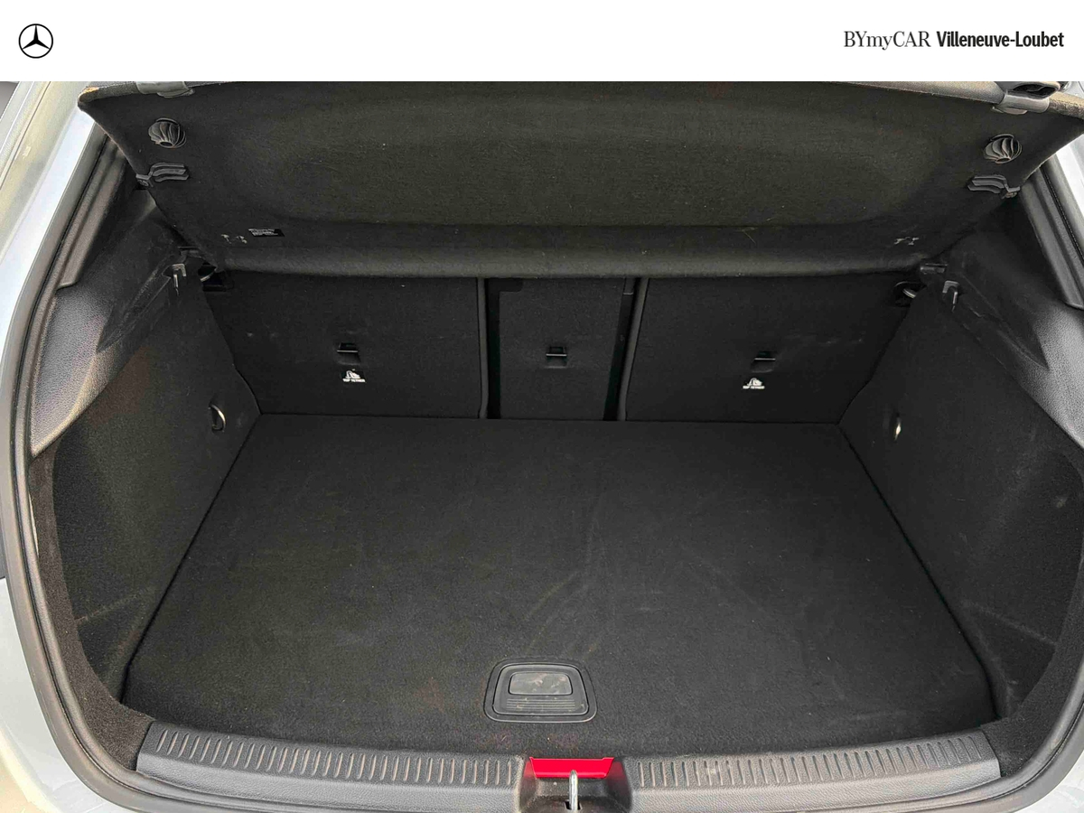 Mercedes Classe A 250 e Hybrid EQ 8G-DCT — photo 12