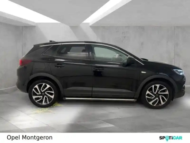 Opel Grandland X 1.2 turbo 130ch ultimate bva — photo 4