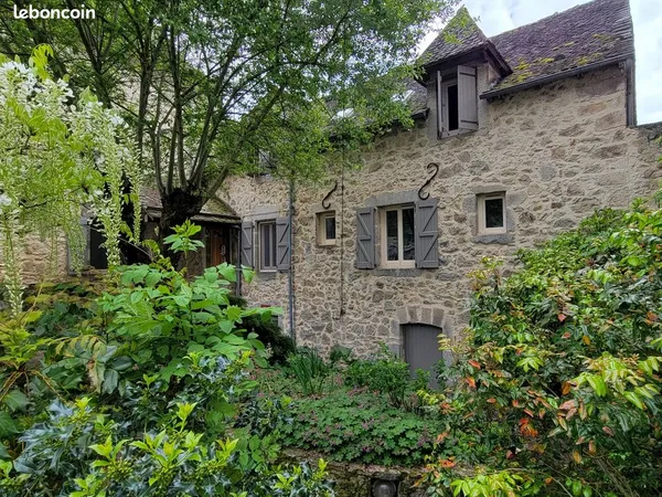 Propriété 13 pièces 293 m²