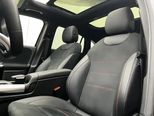 Mercedes Gla 250 e amg line — photo 19