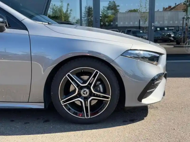 Mercedes Classe A 200 amg line — photo 29