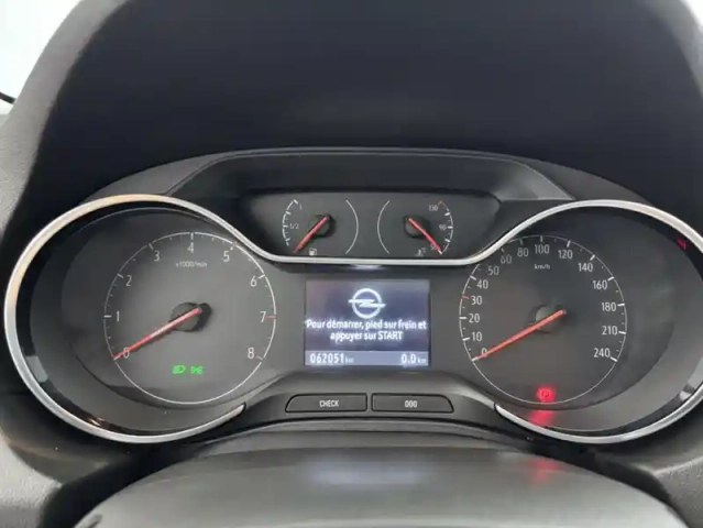 Opel Grandland X 1.5 diesel 130 ch bva8 elegance business 5p — photo 16