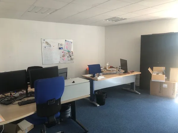 Local, Bureau 208,52 m2