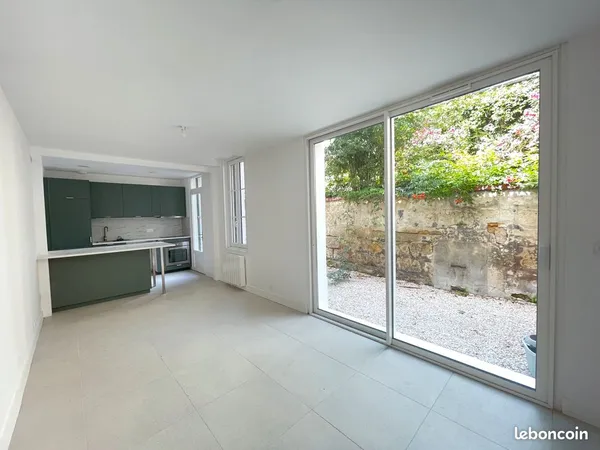 Bordeaux (33000) - 2 pièces - 1 chambre - 51 m2