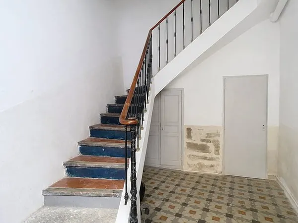 Immeuble Carpentras 5 pièce(s) 121.18 m2