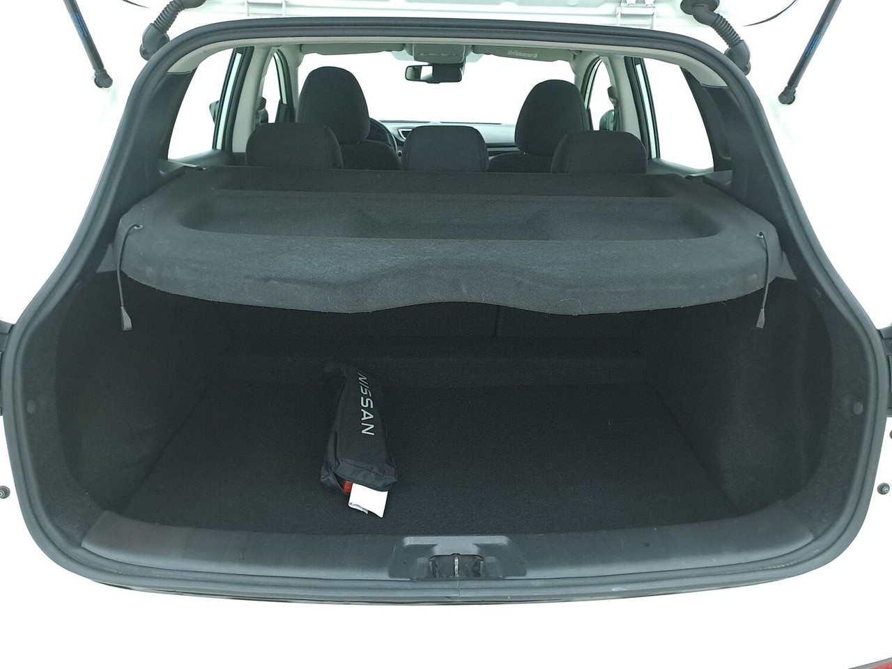 Nissan Qashqai — photo 14