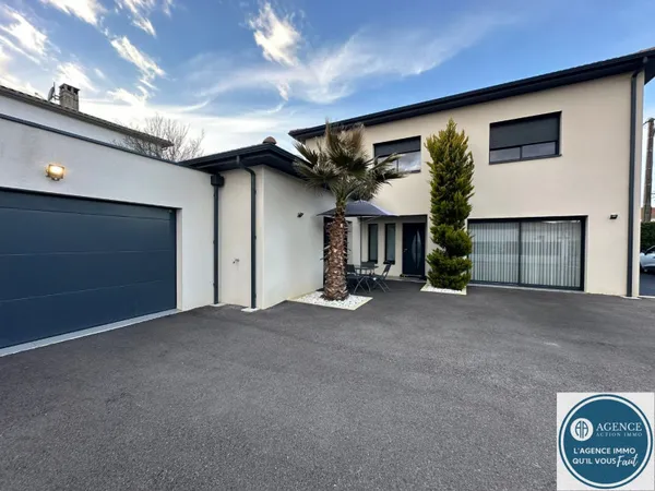 Maison 5 pièces 141 m²