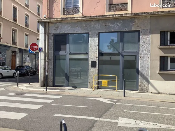 Local centre Grenoble