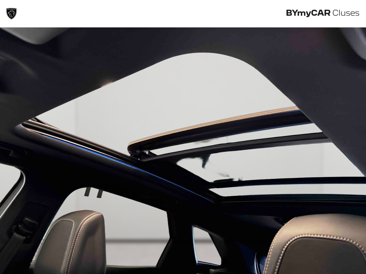 Peugeot 3008 Hybrid 225 e-EAT8 — photo 16