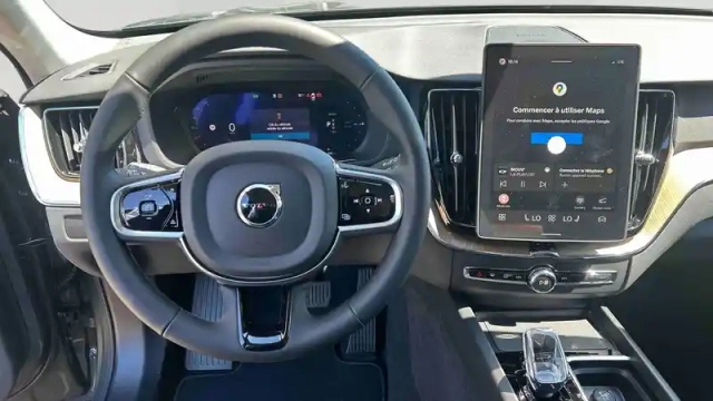 Volvo Xc60 t6 awd — photo 12