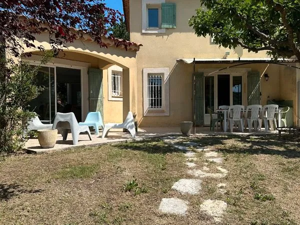 Charmante Maison à Mormoiron