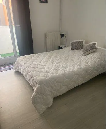Loue chambre pour étudiant