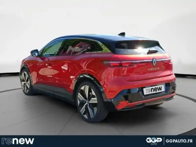 Renault Megane e-tech electric ev60 220ch iconic super charge -c — photo 3