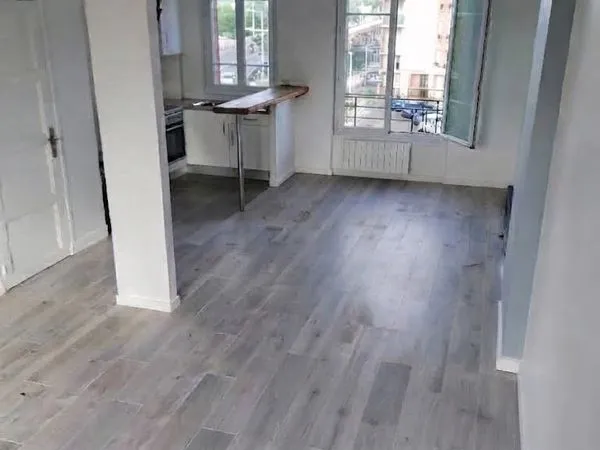 Duplex 2 pièces avec cave