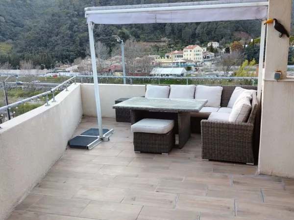 3 PIÈCES 52 m² - TOIT TERRASSE 27 m² - GARAGE - STATIONNEMENT - FAIBLES CHARGES
