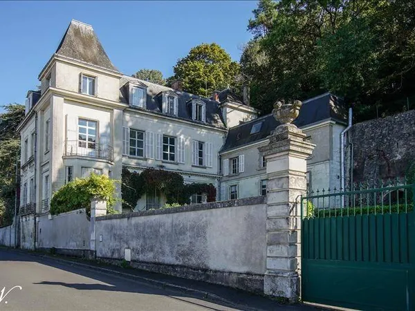Maison 21 pièces 750 m²