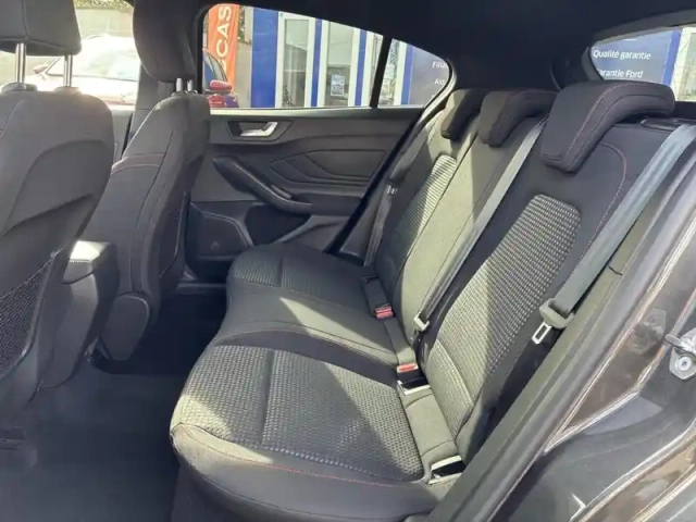 Ford Focus 1.0 ecoboost 125ch st-line — photo 13
