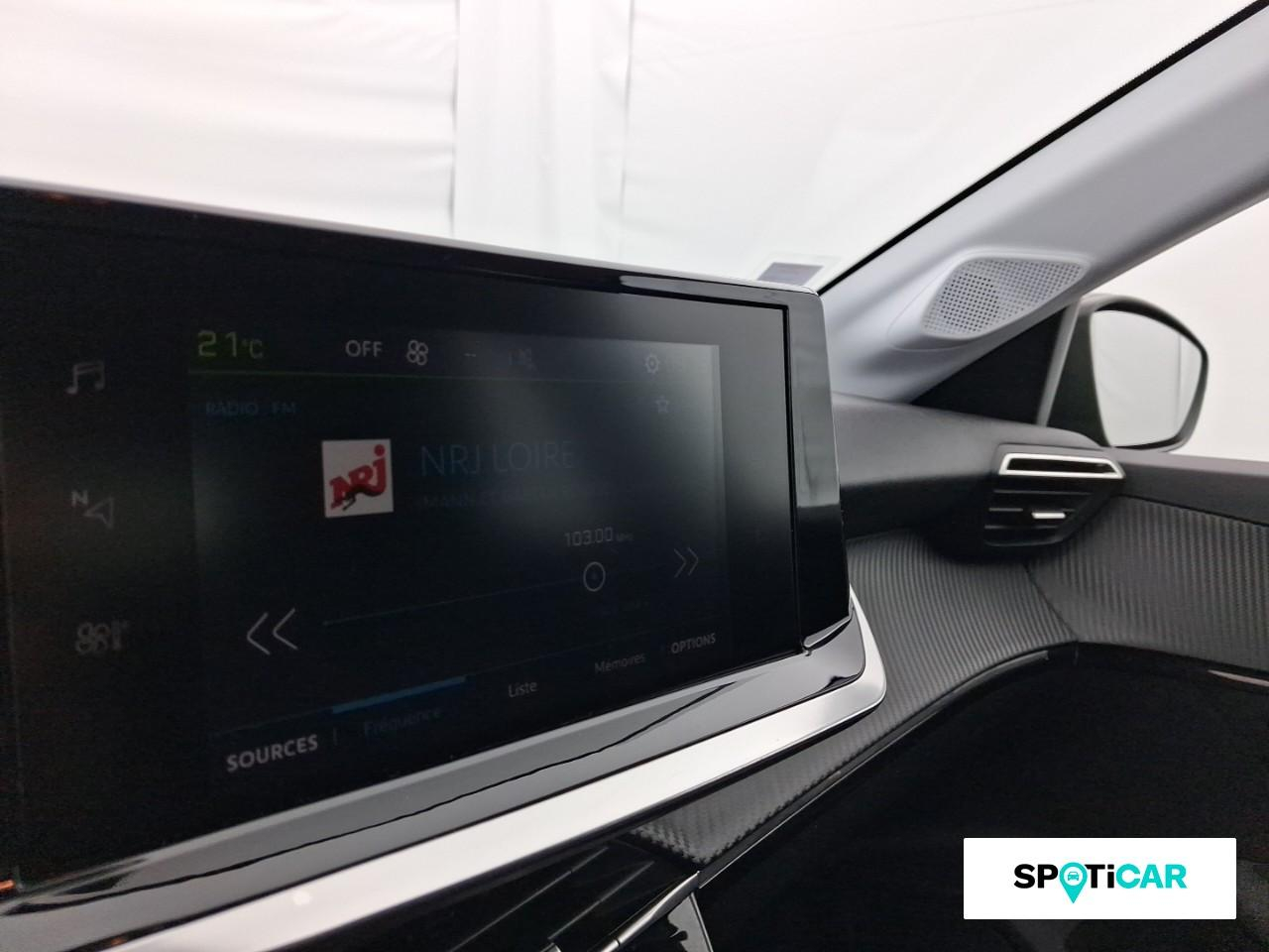 Peugeot 208 e-208 136ch style — photo 13