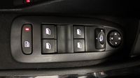 Peugeot 2008 1.2 PureTech 110ch E6.c Allure S&S EAT6 — photo 28