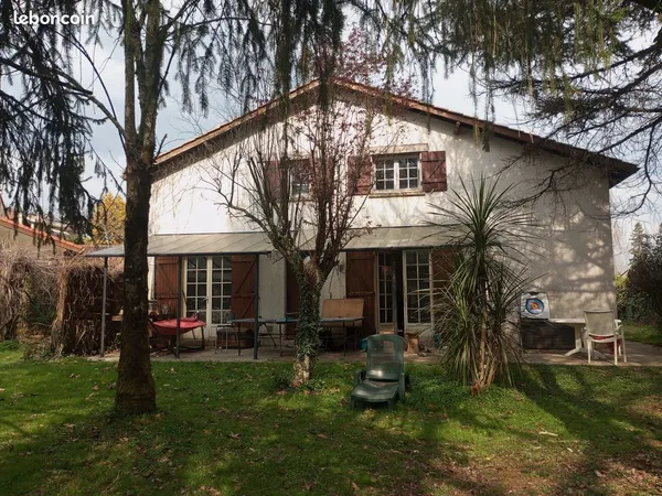 Maison centre Léognan