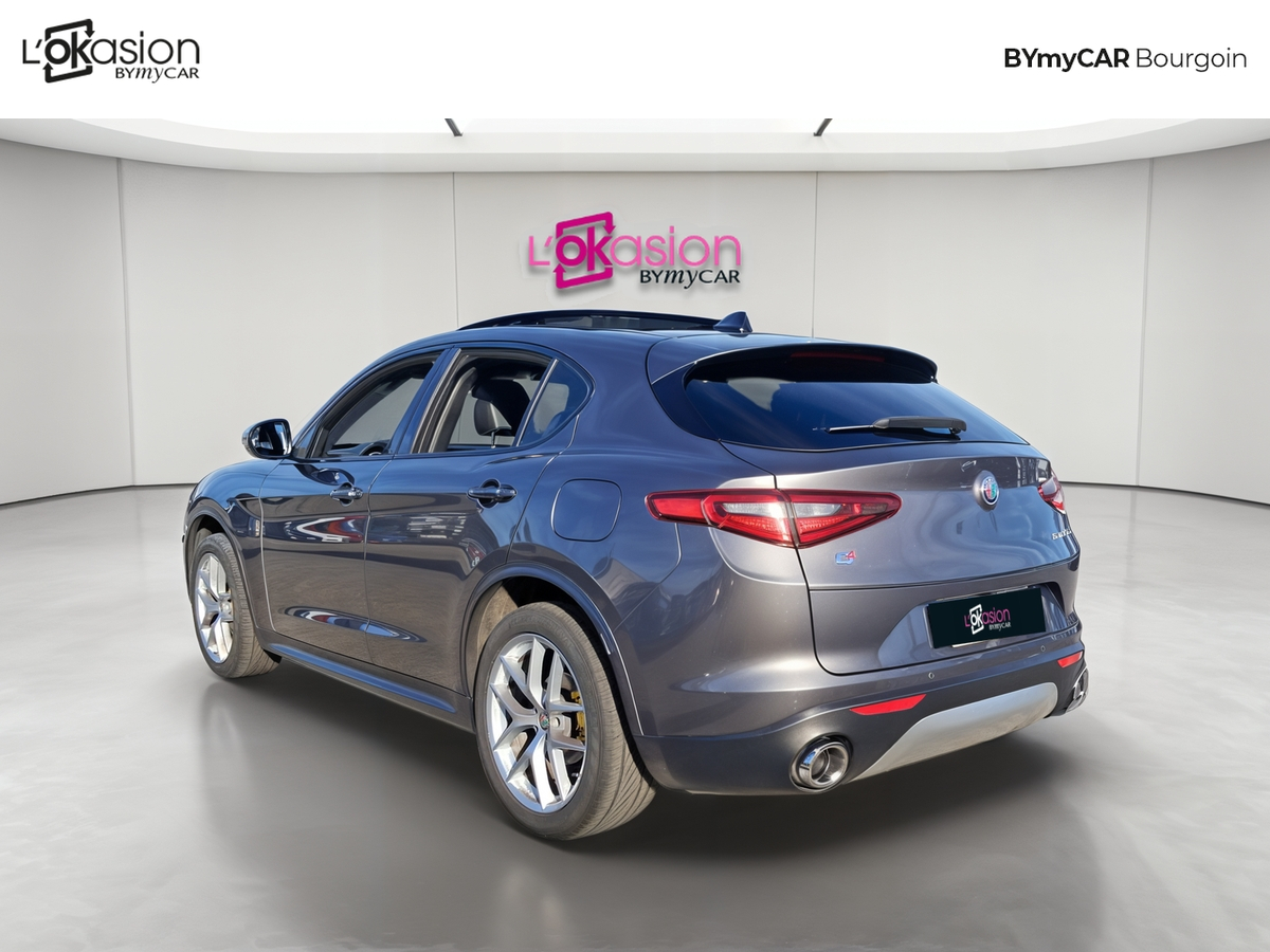 Alfa Romeo Stelvio 2.2 210 ch Q4 AT8 — photo 3