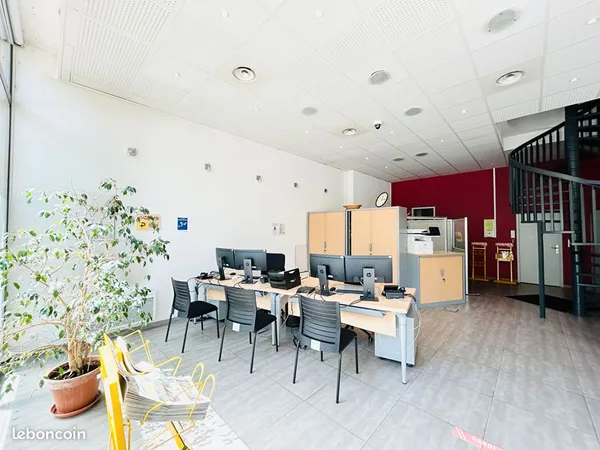 Local commercial 172 m² SAINT DIE DES VOSGES
