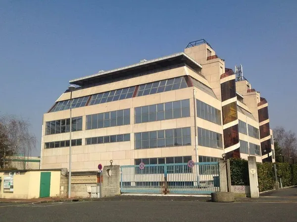 Local d'activité 4052 m²