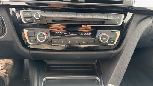 BMW Serie 3 318d 150 Steptronic8 - M Sport – 2016 – 153672 km – Diesel – Boîte Automatique — photo 7