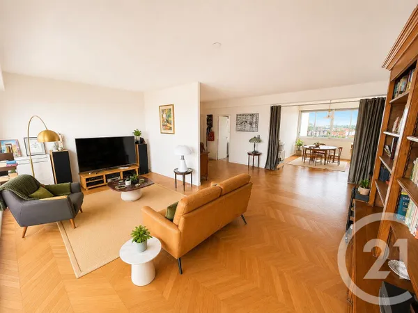 Appartement 5 pièces 130 m²
