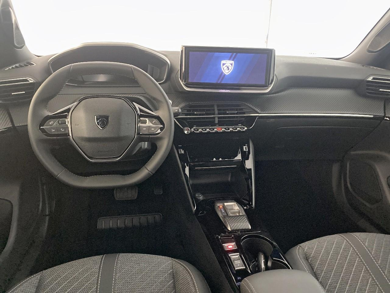 Peugeot 2008 hybrid 145 ch e-dcs6 allure — photo 8