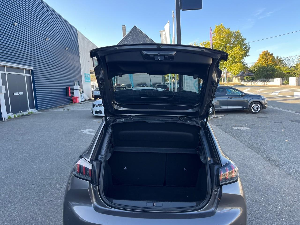 Peugeot 208 puretech 100 s&s eat8 allure pack — photo 6