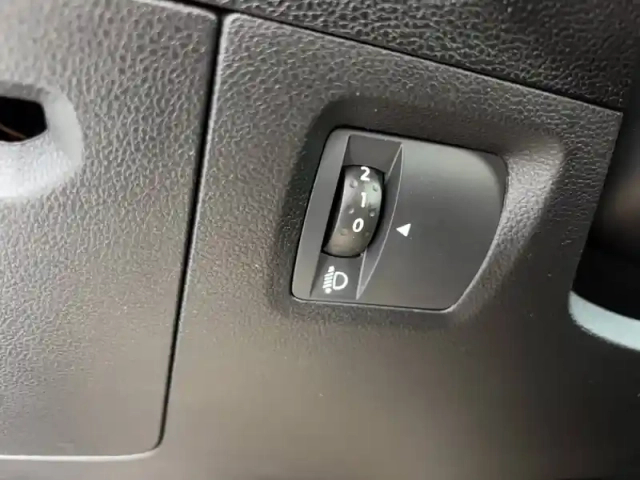 Dacia Sandero eco-g 100 — photo 25