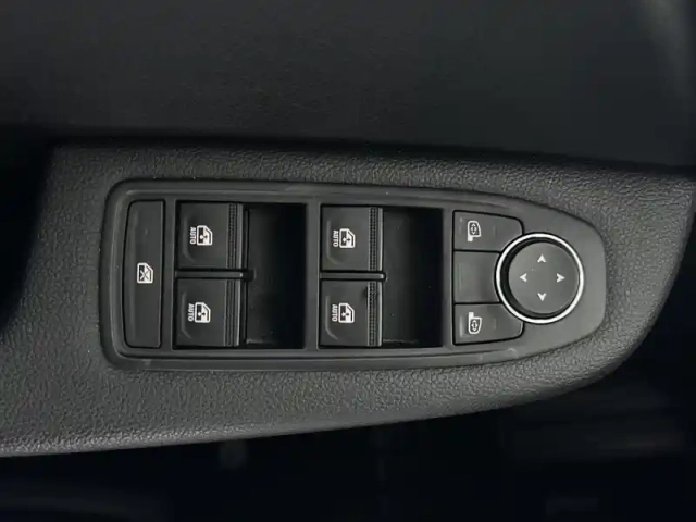 Renault Clio tce 90 ch gsr2 — photo 12